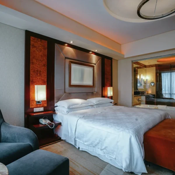 Grand Bed Room